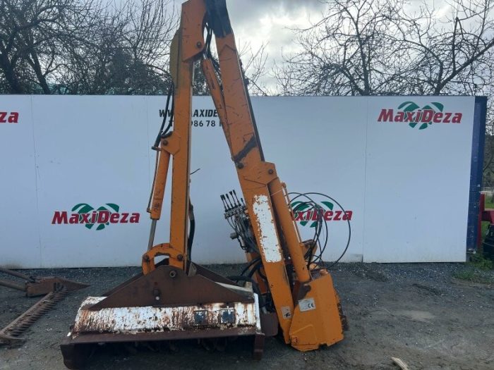 DESBROZADORA DE BRAZO COSMA 5M US 3113