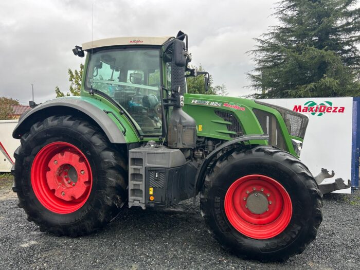 TRACTOR FENDT 824 VARIO US 3187